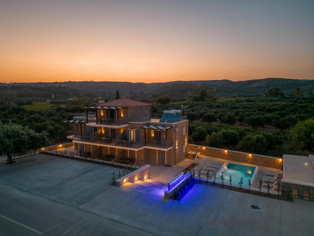 Lithos Suites Finikounta Exterior photo